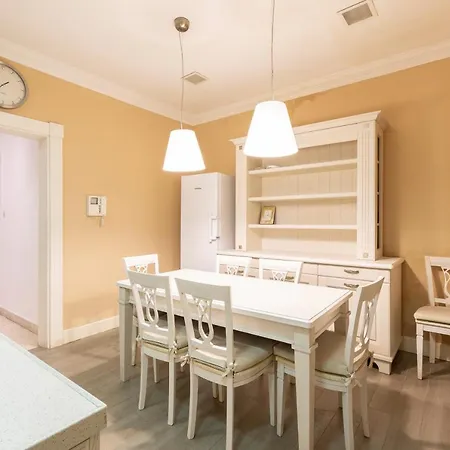 Lägenhet Spacious Num1 House In Swieqi - Sleeps 18 W/wifi By 360 Estates *