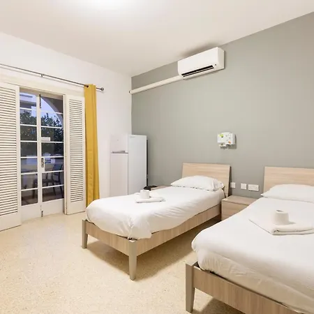 Spacious Num1 House In Swieqi - Sleeps 18 W/wifi By 360 Estates * Is-Swieqi