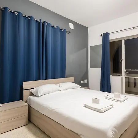 Spacious Num1 House In Swieqi - Sleeps 18 W/wifi By 360 Estates Appartement Is-Swieqi