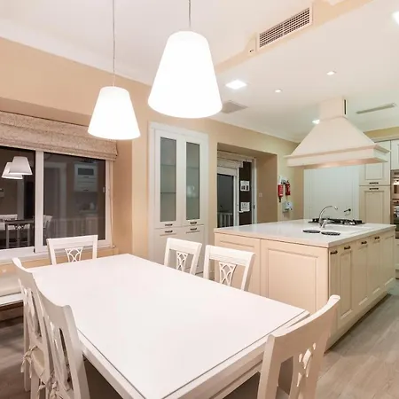 Spacious Num1 House In Swieqi - Sleeps 18 W/wifi By 360 Estates Apartment Is-Swieqi