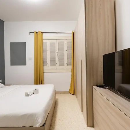 Apartment Spacious Num1 House In Swieqi - Sleeps 18 W/wifi By 360 Estates Is-Swieqi